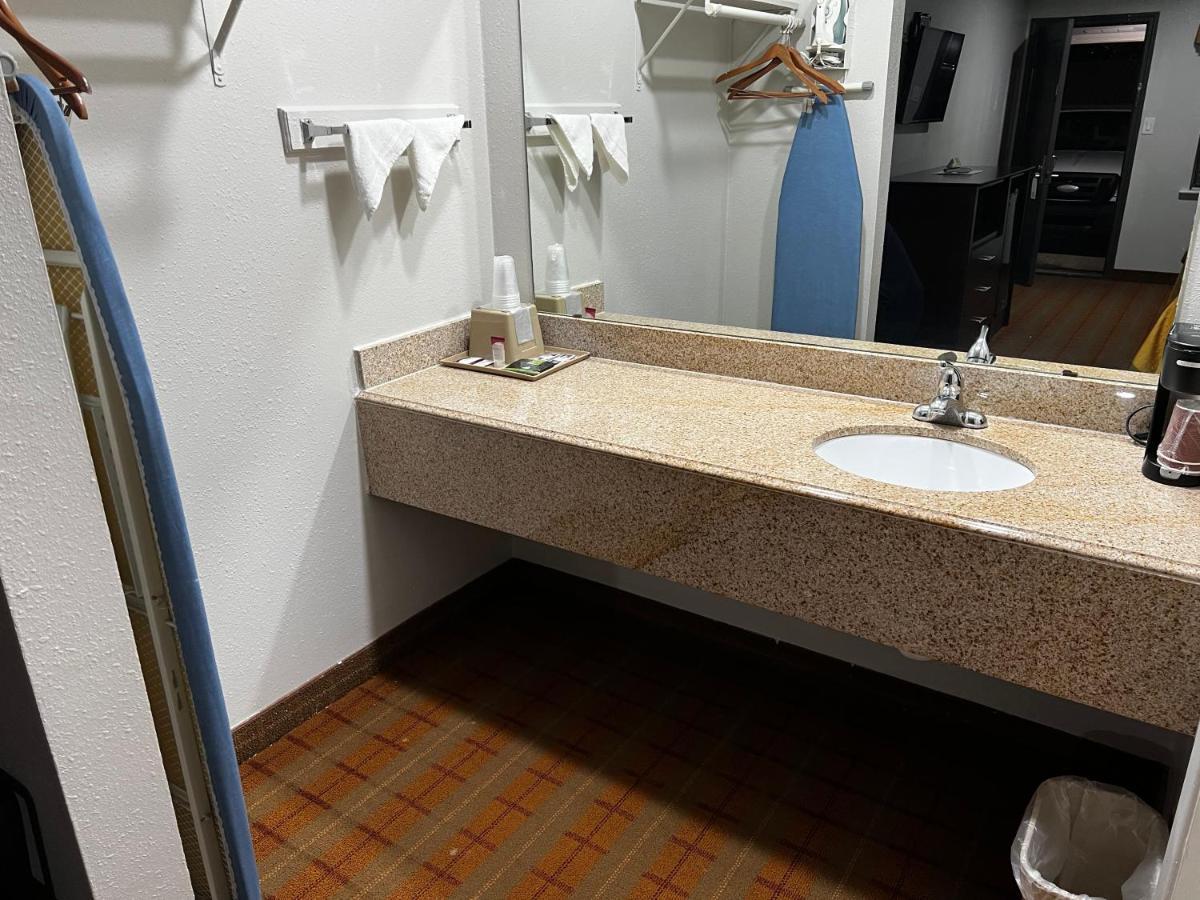 Economy Inn Ashdown المظهر الخارجي الصورة